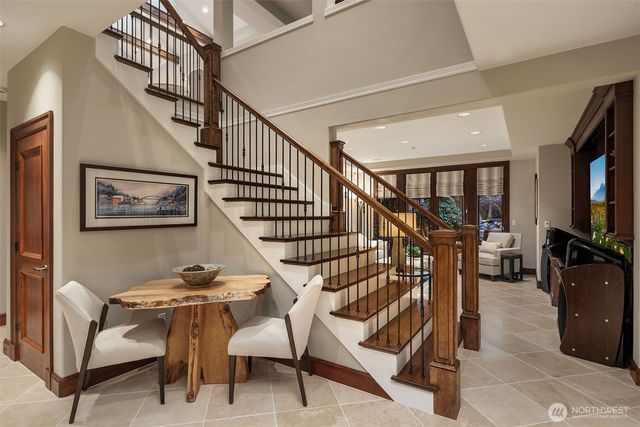 854 Evergreen Point Road, Medina, WA 98039