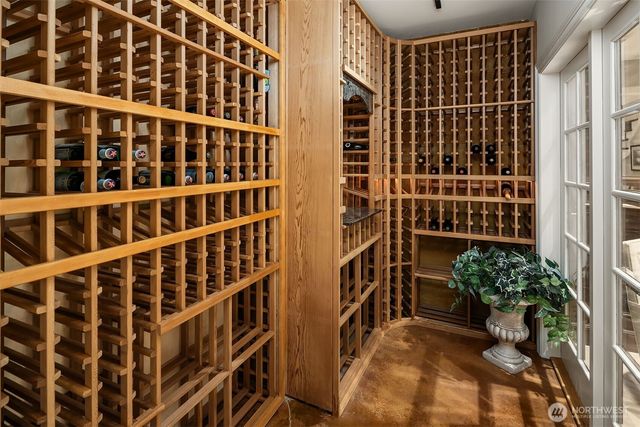 854 Evergreen Point Road, Medina, WA 98039