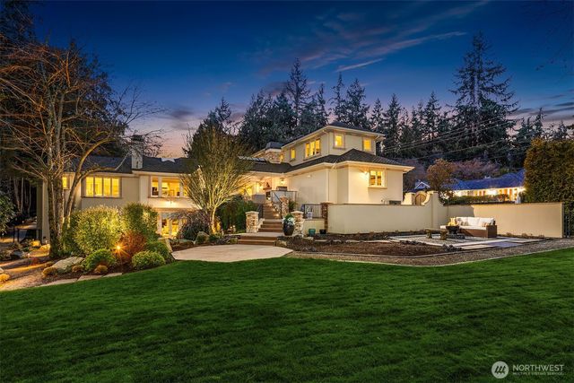 854 Evergreen Point Road, Medina, WA 98039