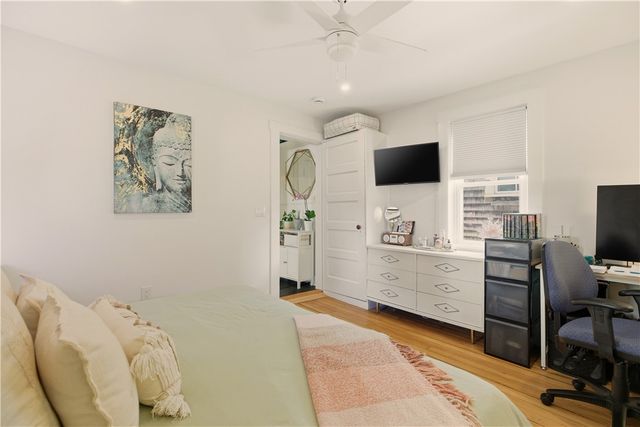 5 Howard Street 1, Newport, RI 02840
