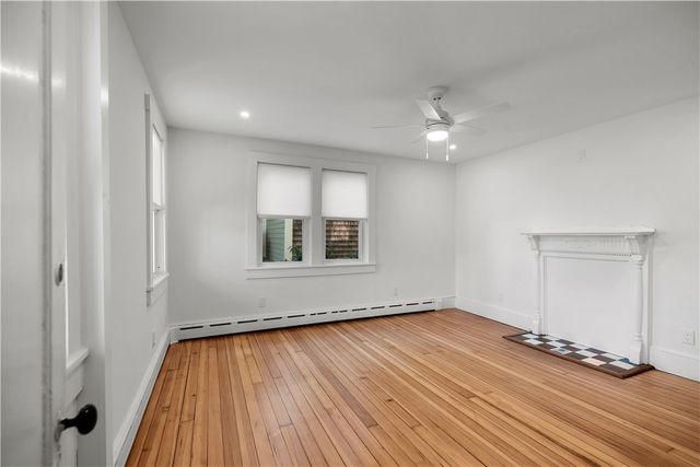 5 Howard Street 1, Newport, RI 02840