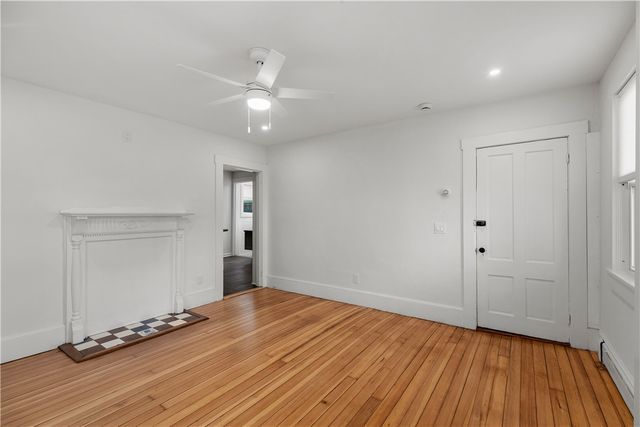 5 Howard Street 1, Newport, RI 02840