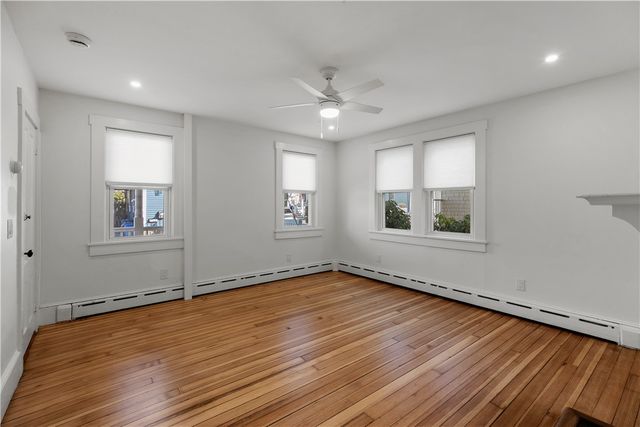5 Howard Street 1, Newport, RI 02840