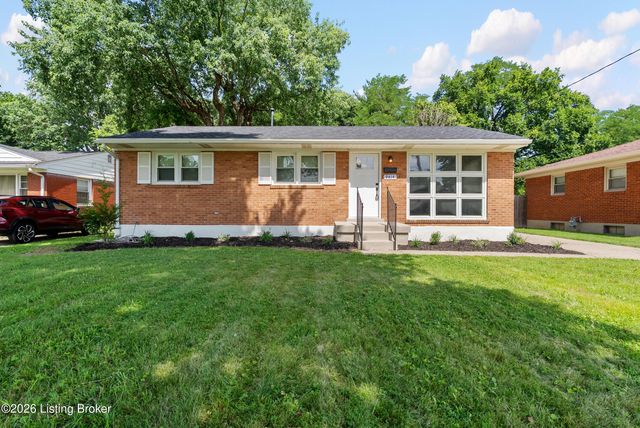 9414 Janna Dr, Louisville, KY 40272