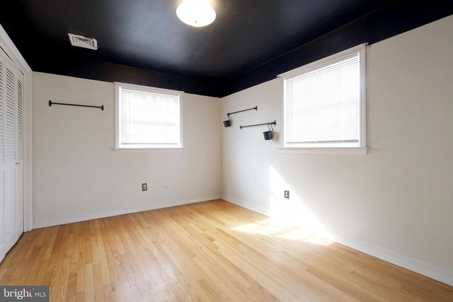 1027 GREENBRIAR DR, State College, PA 16801