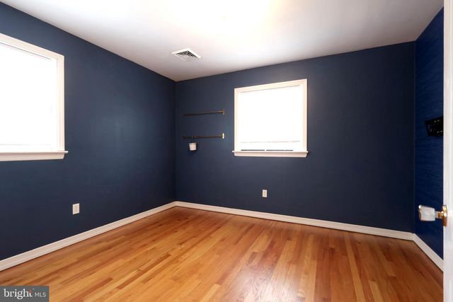 1027 GREENBRIAR DR, State College, PA 16801