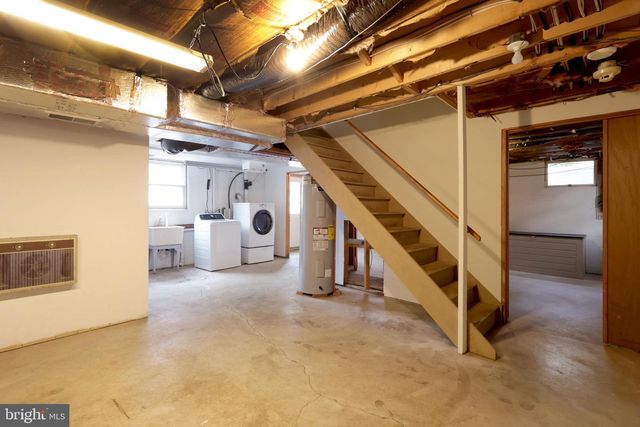 1027 GREENBRIAR DR, State College, PA 16801