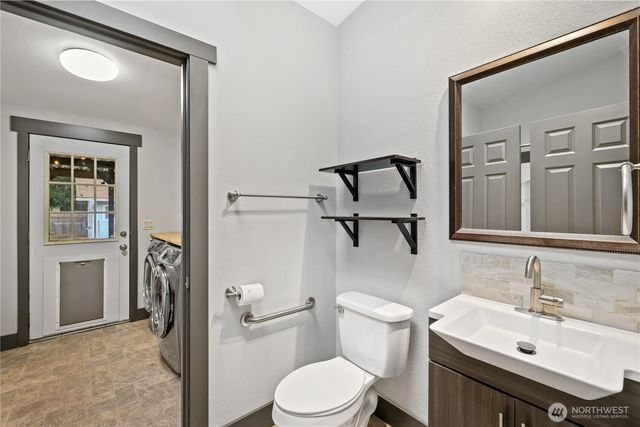 13025 212th Avenue Ct E, Bonney Lake, WA 98391