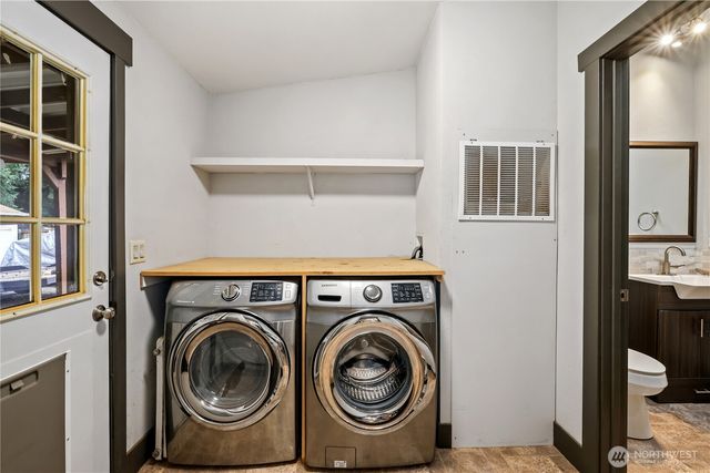 13025 212th Avenue Ct E, Bonney Lake, WA 98391