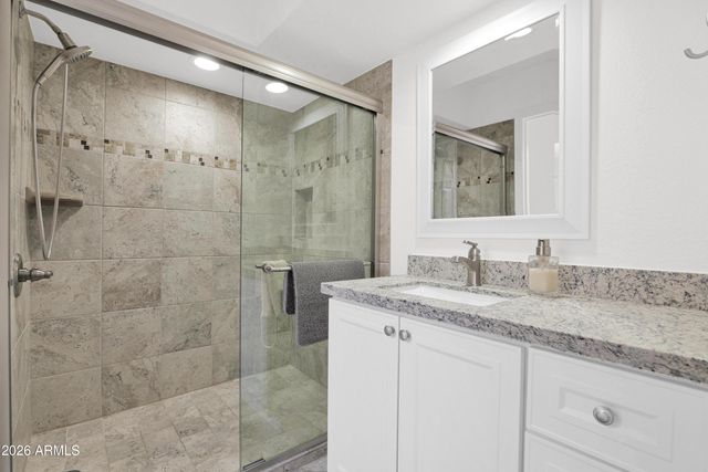 10017 E MOUNTAIN VIEW Road 1062, Scottsdale, AZ 85258
