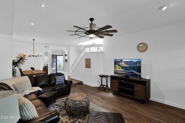 10017 E MOUNTAIN VIEW Road 1062, Scottsdale, AZ 85258