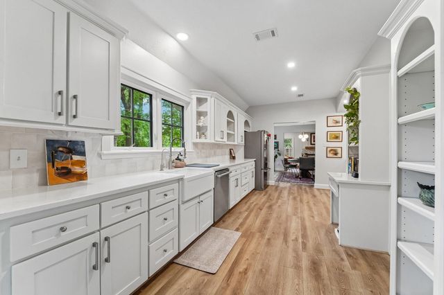 1693 Mohawk Drive, Montgomery, TX 77316