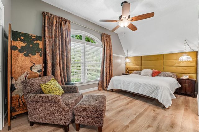 1693 Mohawk Drive, Montgomery, TX 77316