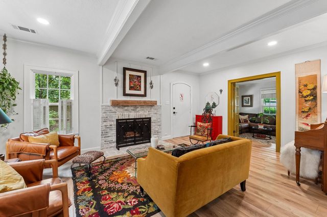1693 Mohawk Drive, Montgomery, TX 77316