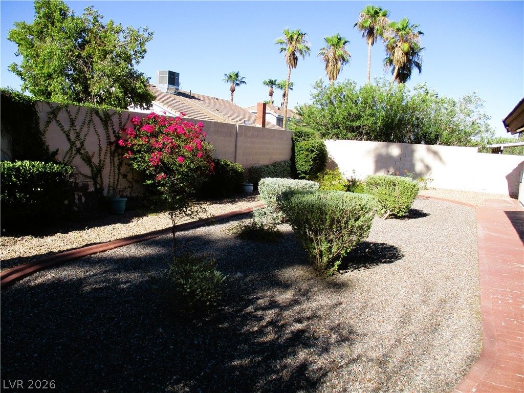 6504 Vicuna Drive, Las Vegas, NV 89146 — photo 5