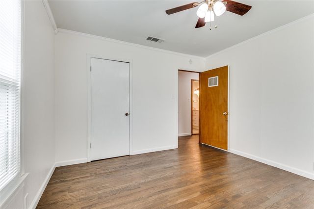 1901 Buck Street, Gainesville, TX 76240