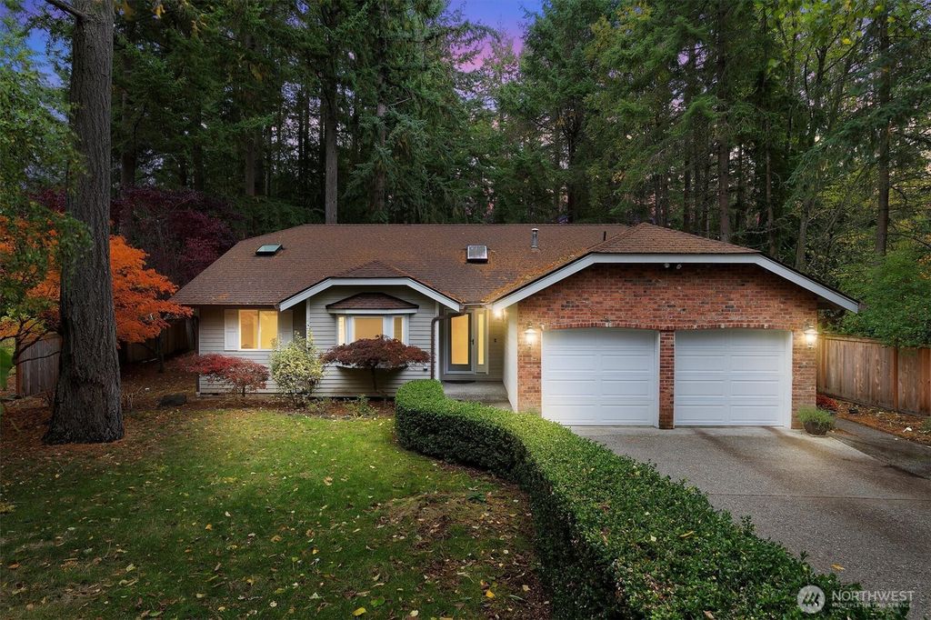 11823 15th Avenue NW, Gig Harbor, WA 98332