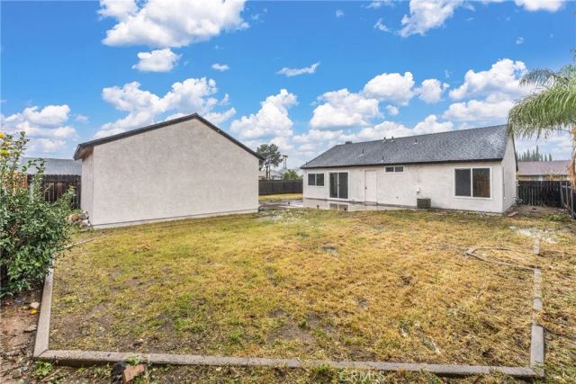 1365 W Etiwanda Avenue, Rialto, CA 92376