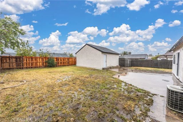 1365 W Etiwanda Avenue, Rialto, CA 92376