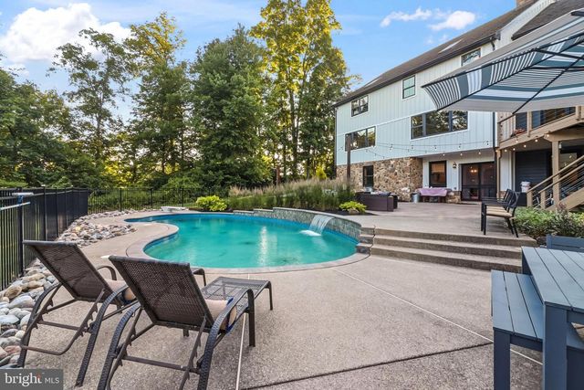 3908 COVENTRYVILLE RD, Pottstown, PA 19465