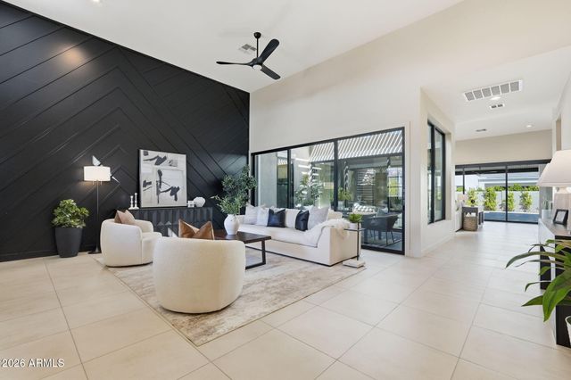 3862 E BLOOMFIELD Parkway, Gilbert, AZ 85296