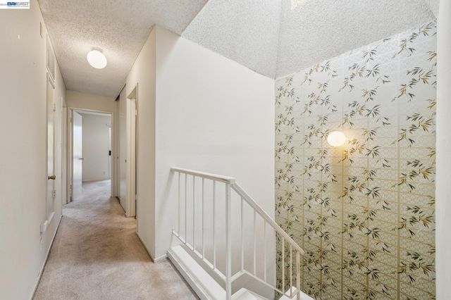 1024 Fontana Dr, Alameda, CA 94502