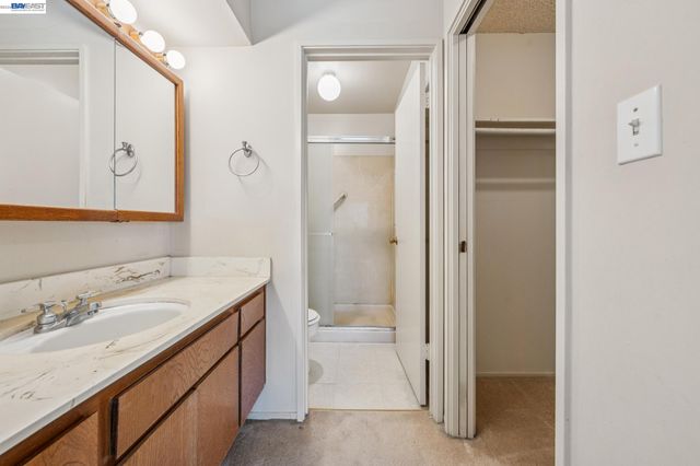 1024 Fontana Dr, Alameda, CA 94502