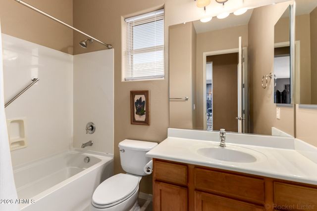 6995 W TRENTON Way, Florence, AZ 85132