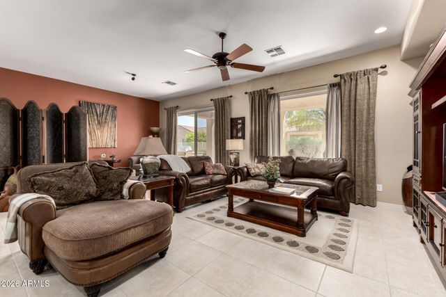 6995 W TRENTON Way, Florence, AZ 85132