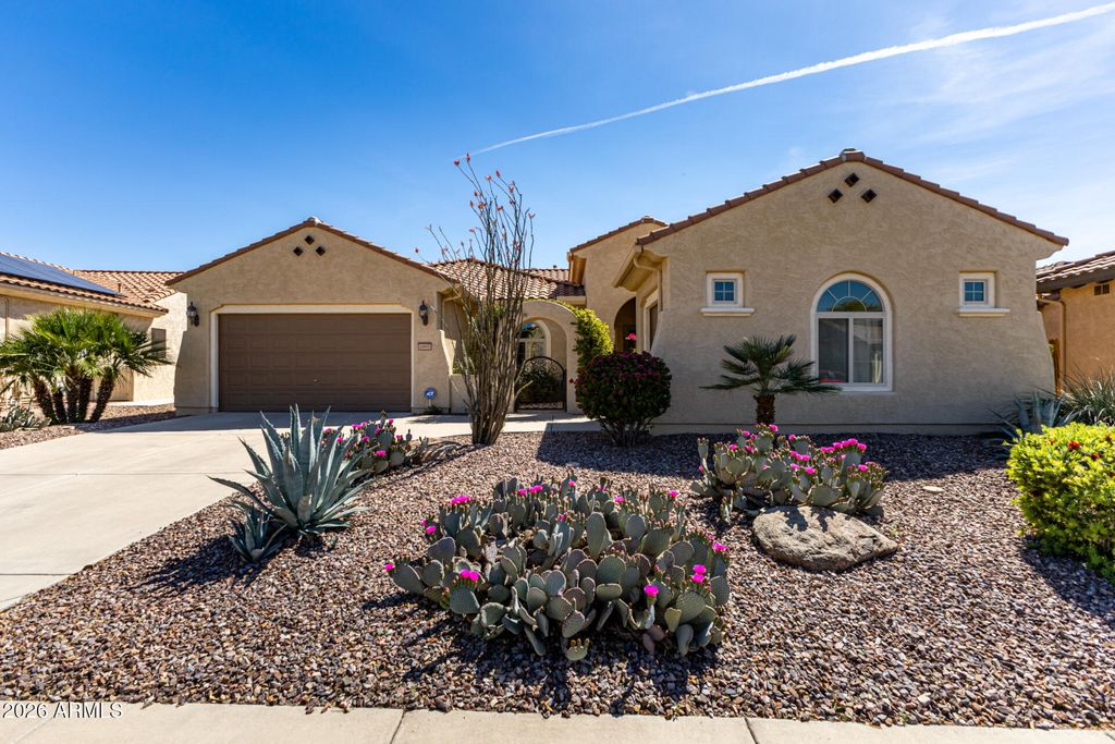 6995 W TRENTON Way, Florence, AZ 85132