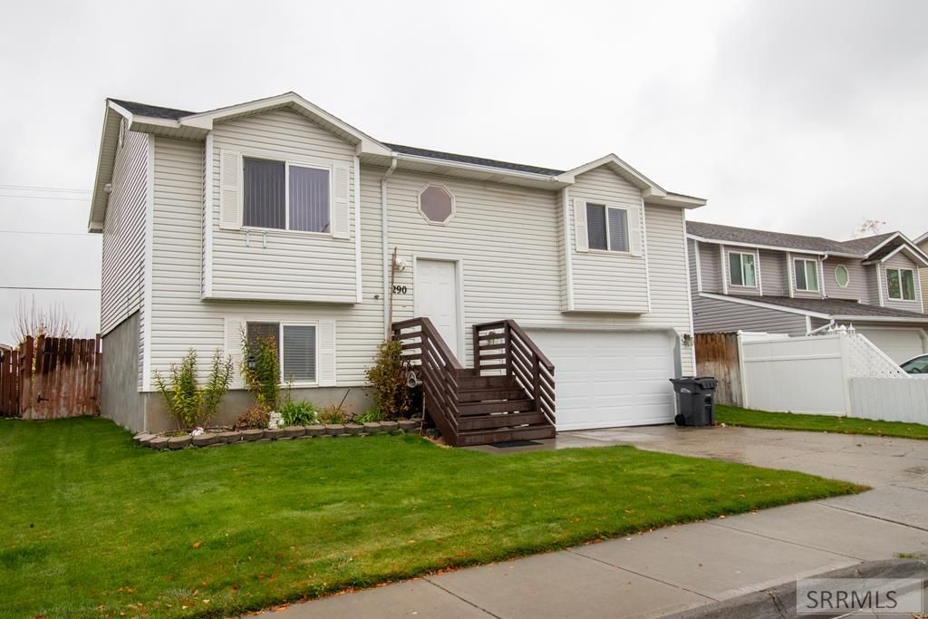 209 Donna Drive, Idaho Falls, ID 83402