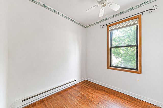 646 Clintonville Street, Whitestone, NY 11357
