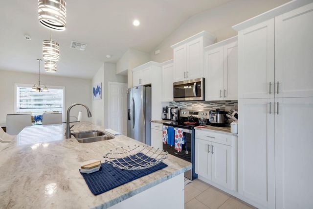 3200 W 41st St Street W, Lehigh Acres, FL 33971