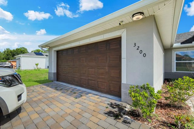 3200 W 41st St Street W, Lehigh Acres, FL 33971