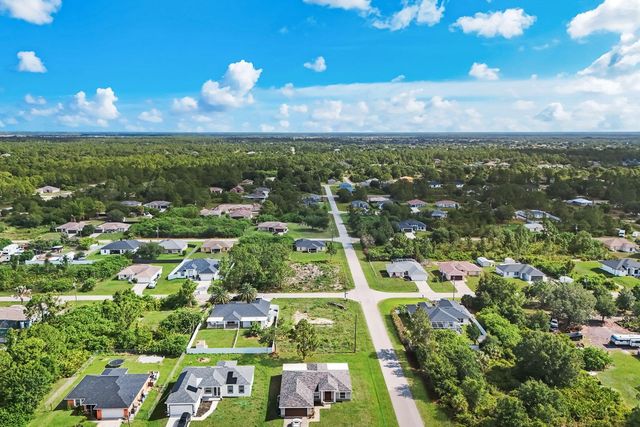 3200 W 41st St Street W, Lehigh Acres, FL 33971