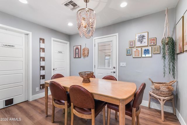 557 N STANDAGE --, Mesa, AZ 85201