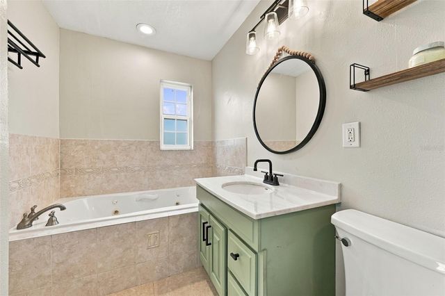 11084 102ND TERRACE, Seminole, FL 33778