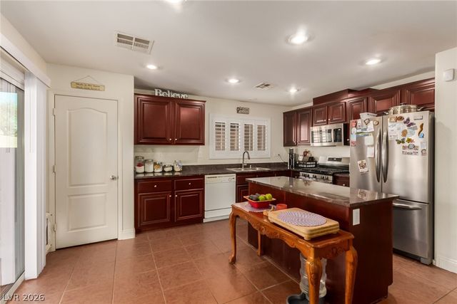 8717 Dodds Canyon Street, Las Vegas, NV 89131