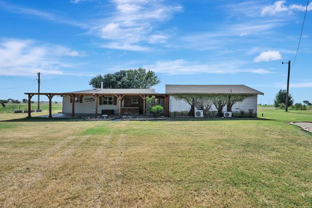 2561 County Road 248, Valley View, TX 76272