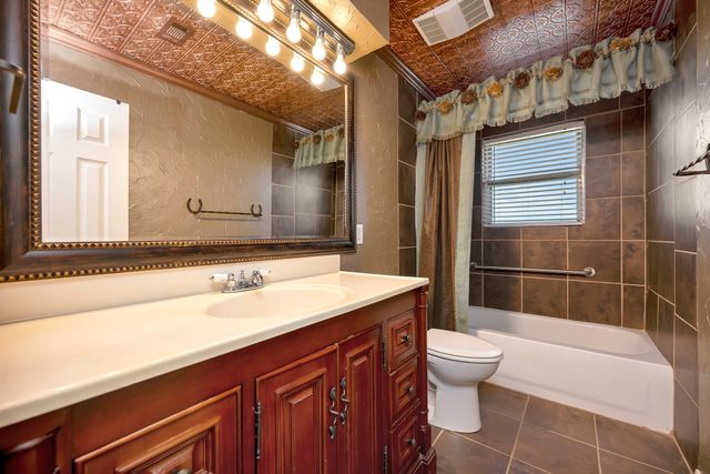 2561 County Road 248, Valley View, TX 76272