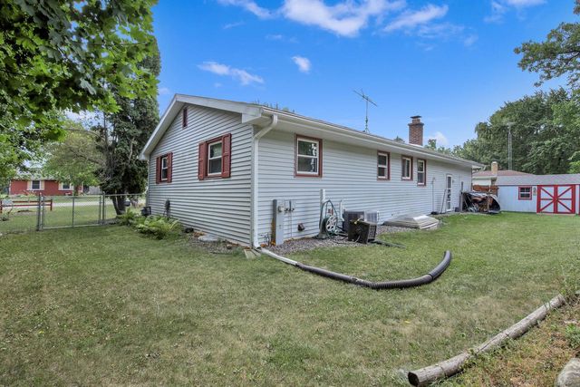116 Kathy LANE, Darien, WI 53114
