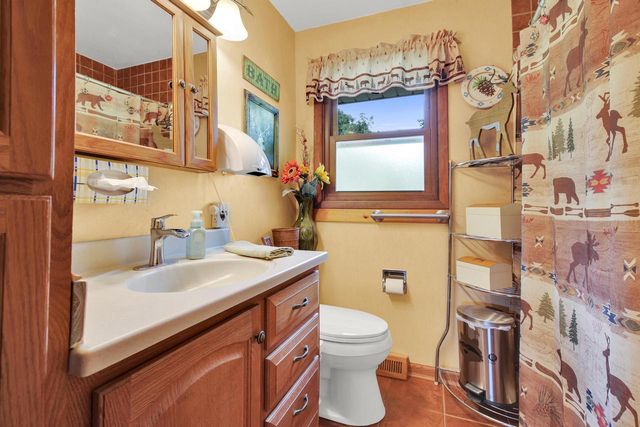 116 Kathy LANE, Darien, WI 53114
