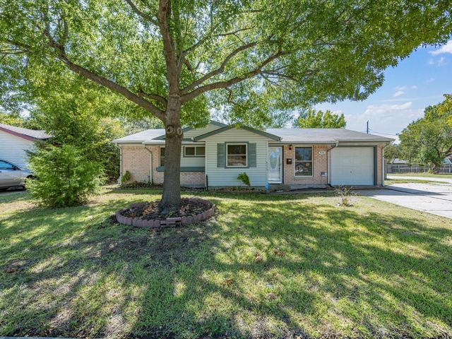 433 W Dorris Drive, Grand Prairie, TX 75051