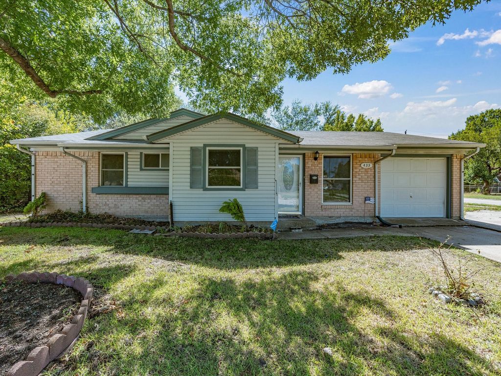 433 W Dorris Drive, Grand Prairie, TX 75051