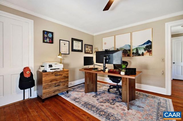 142 MT IDA LN, Staunton, VA 24401