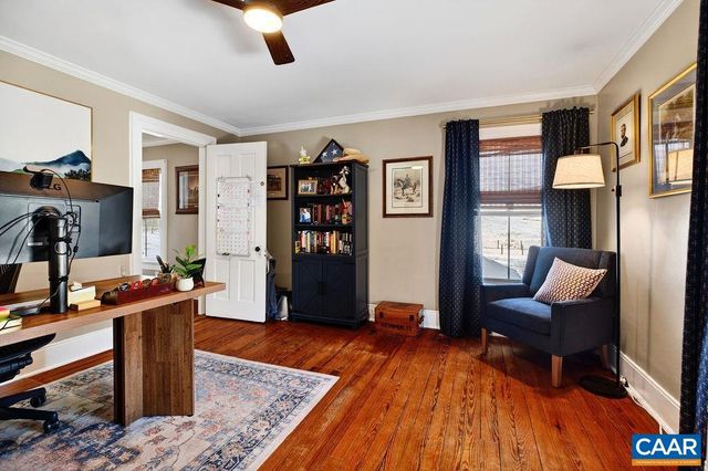 142 MT IDA LN, Staunton, VA 24401