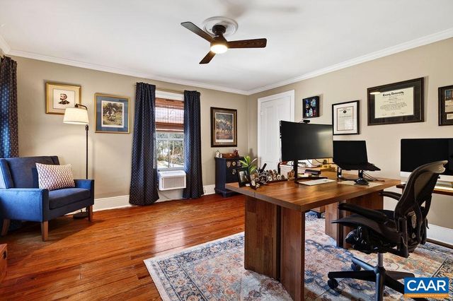 142 MT IDA LN, Staunton, VA 24401