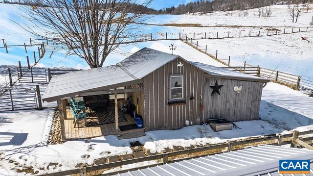 142 MT IDA LN, Staunton, VA 24401