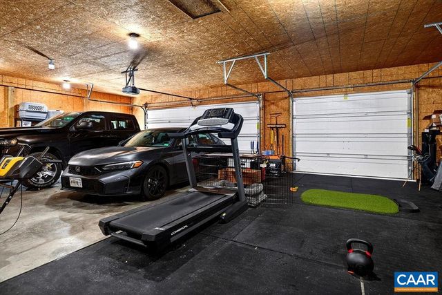 142 MT IDA LN, Staunton, VA 24401