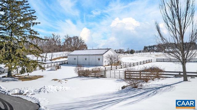 142 MT IDA LN, Staunton, VA 24401